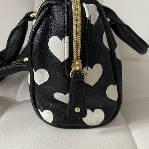 Betsey Johnson Mini Heart Satchel - Picture 5 of 16